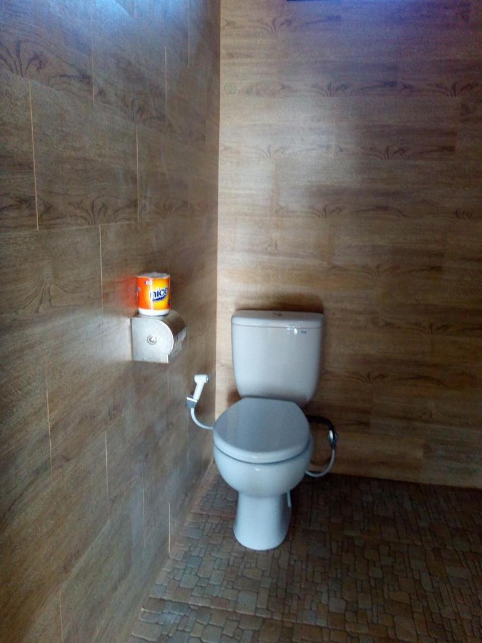 Lakey Beach Inn Hotel Huu Ngoại thất bức ảnh