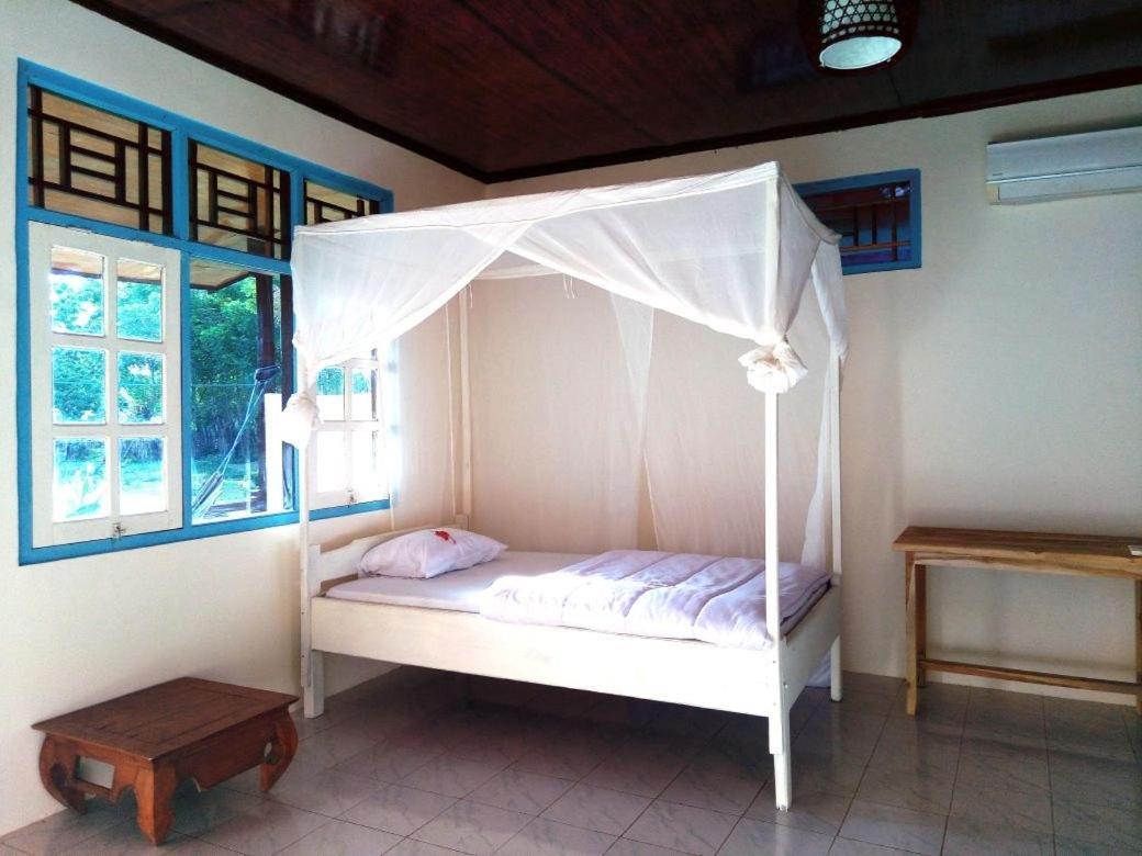 Lakey Beach Inn Hotel Huu Ngoại thất bức ảnh